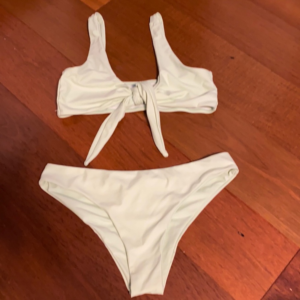 Bathing suit